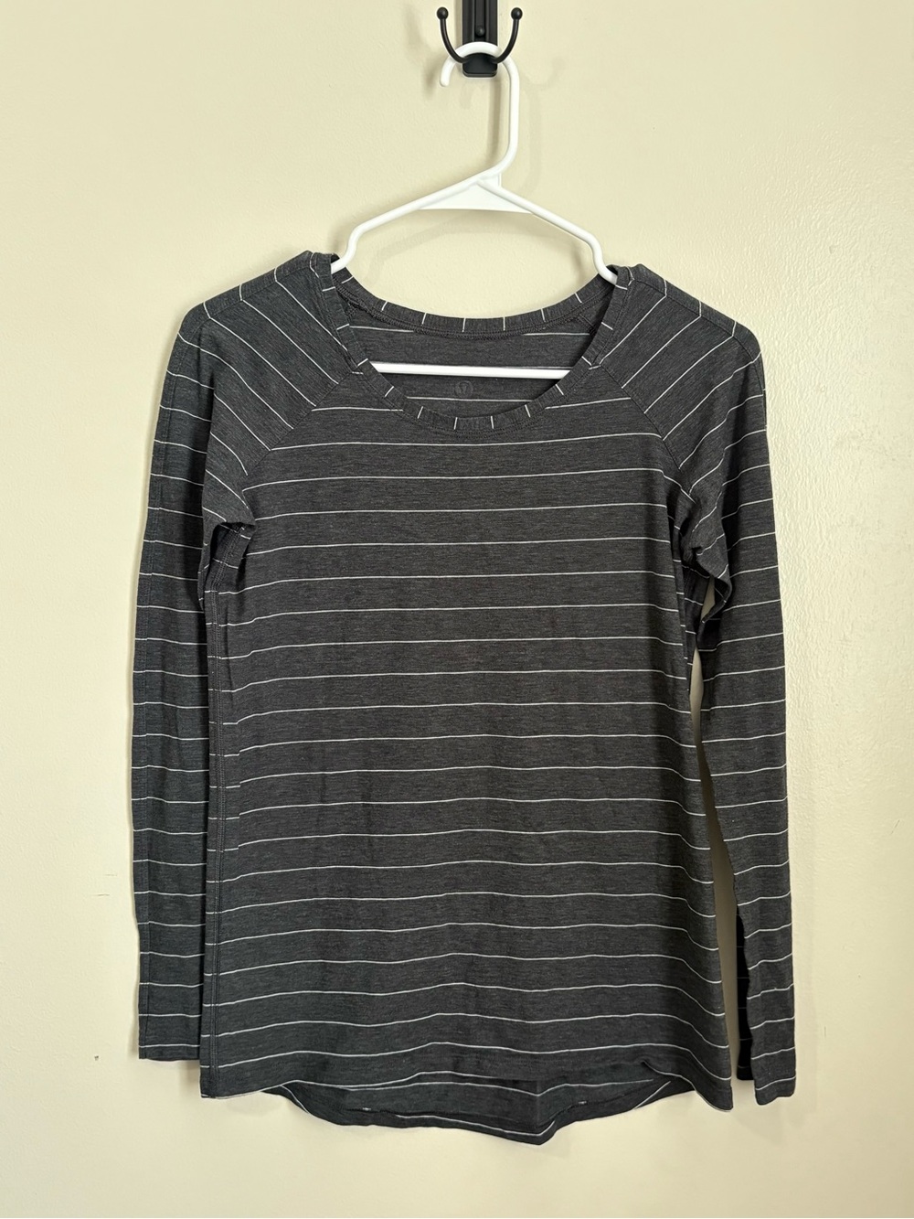 LULULEMON Women’s Striped Long-Sleeve